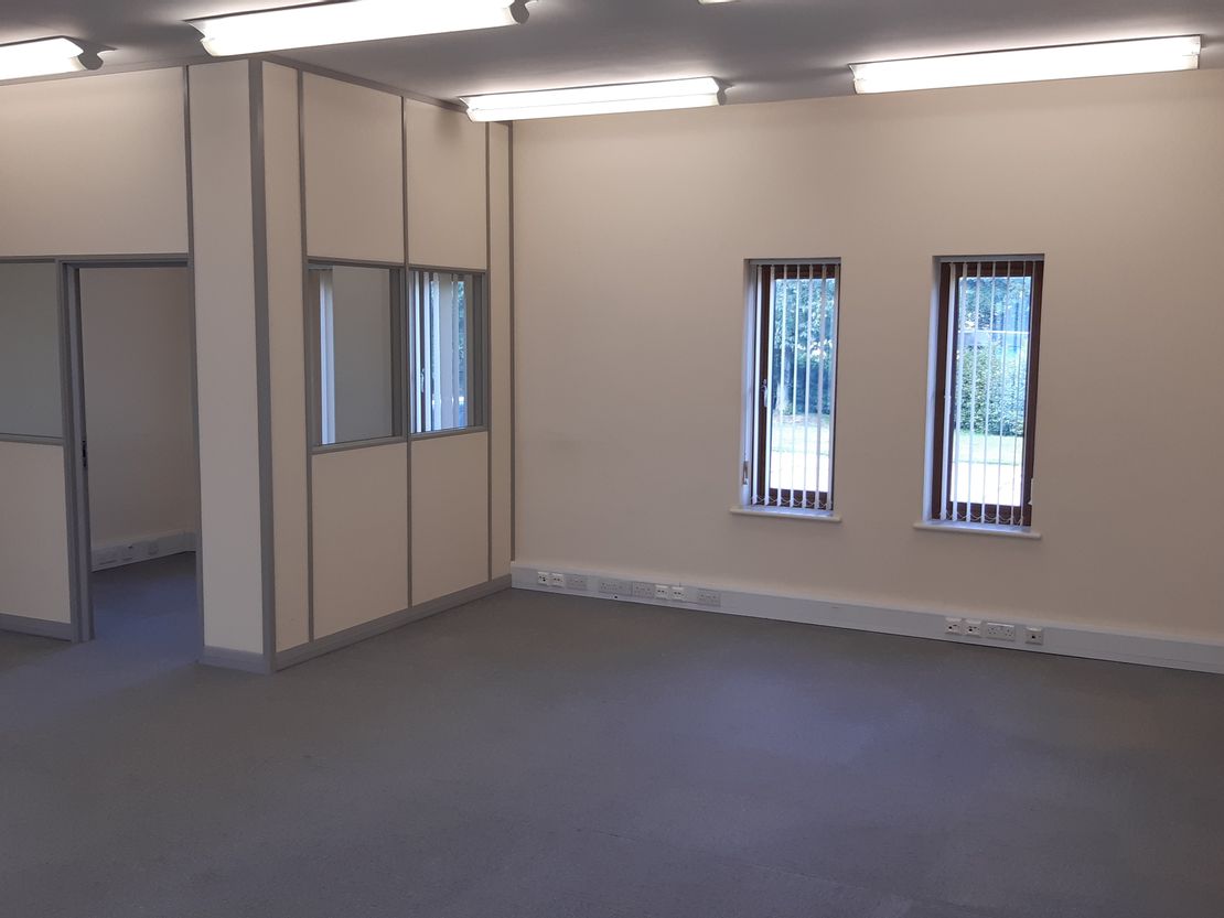 Unit 4 Appley Court, Appley Wood Corner, Haynes, Bedford, MK45 3QQ
