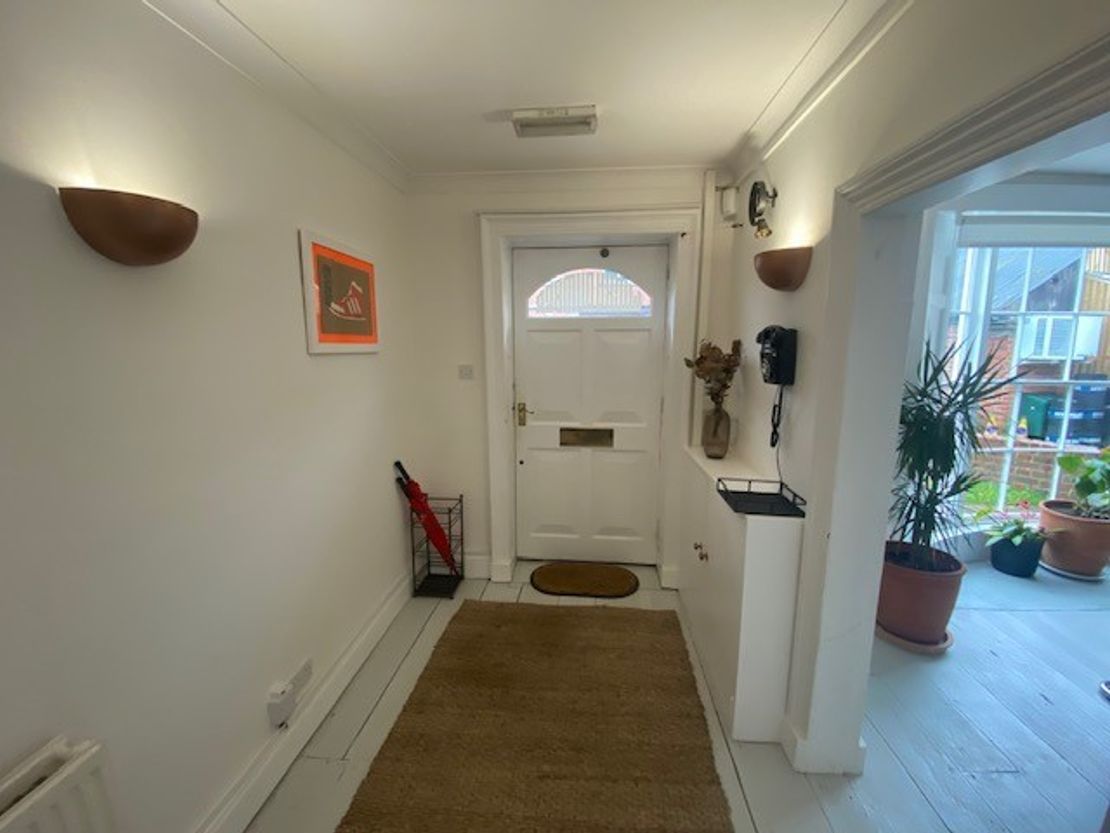 Howarth Lodge, 7 Reading Road, Pangbourne, Berkshire, RG8 7LR