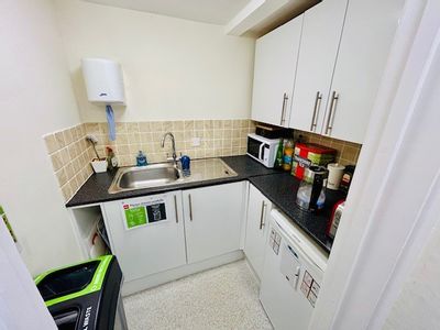 Property Image for First & Second Floors, 55 Northbrook Street, Newbury, Berkshire, RG14 1AN