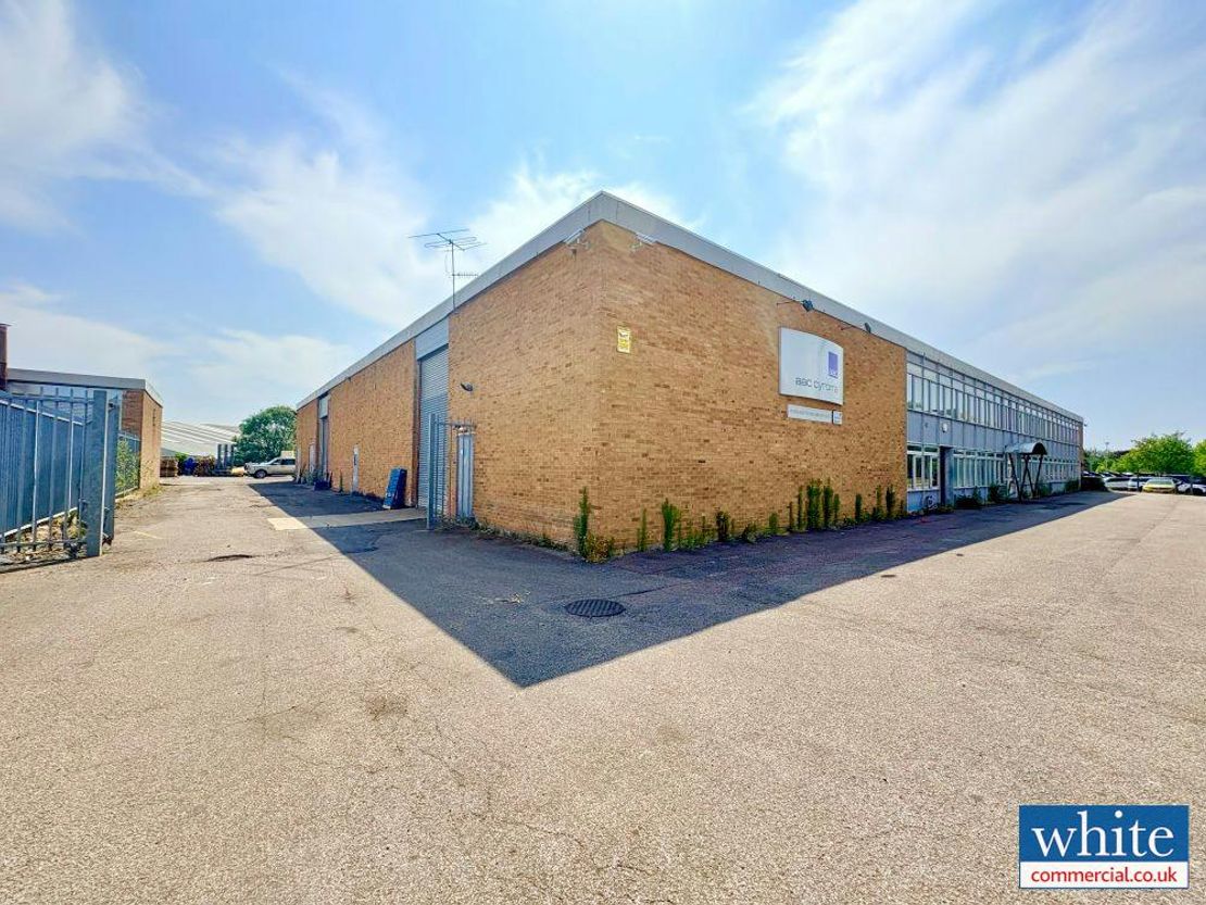Thomas House, Beaumont Road, Banbury, OX16 1RJ