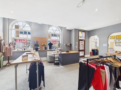 Property Image for 12 Church Street, Troon, Ayrshire, KA10 6AU