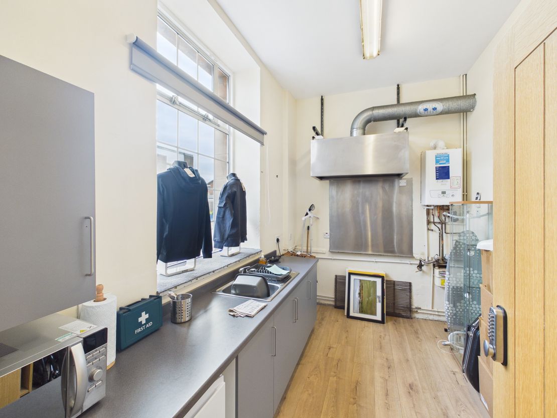 12 Church Street, Troon, Ayrshire, KA10 6AU