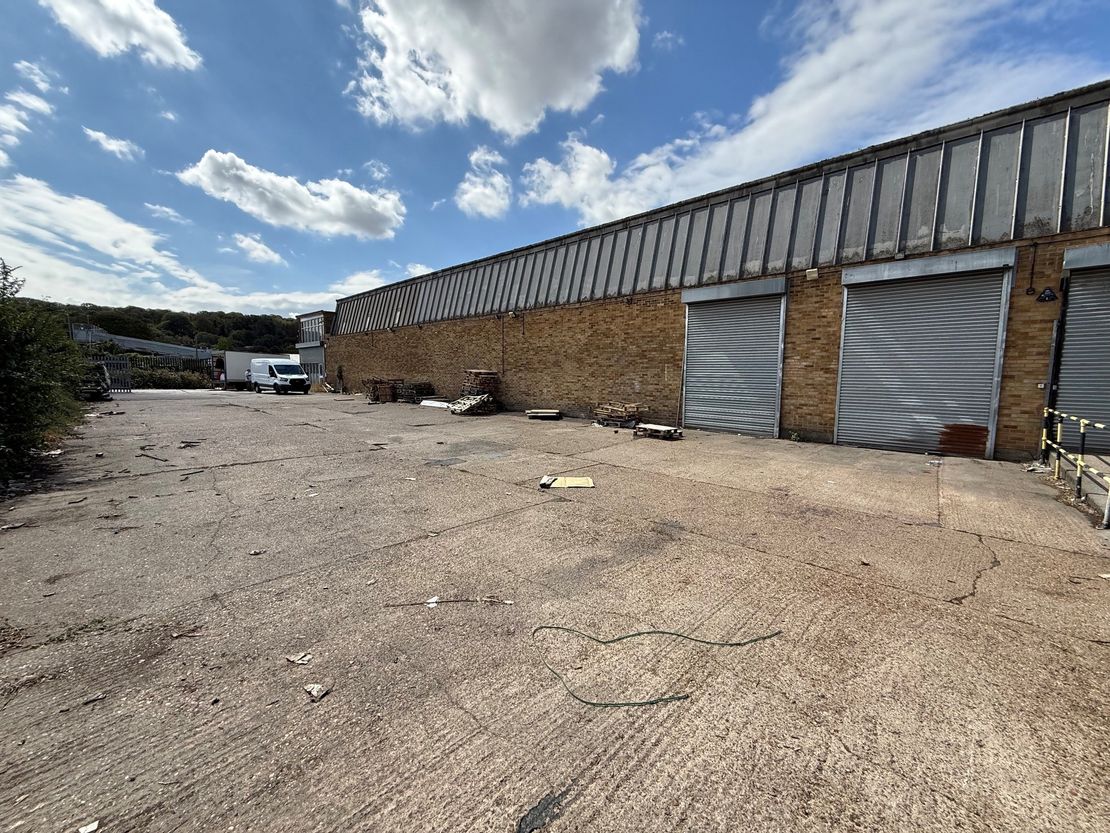Millmoll House, Crabtree Manorway South, Belvedere, Kent, DA17 6BJ