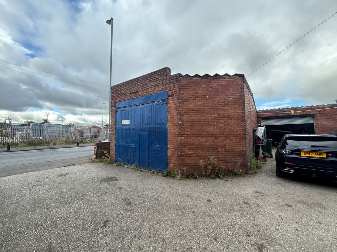 58 Thornes Lane, Wakefield, WF1 5RR