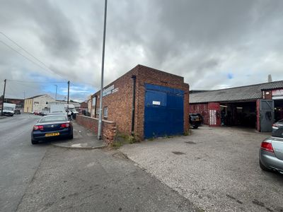 Property Image for 58 Thornes Lane, Wakefield, WF1 5RR