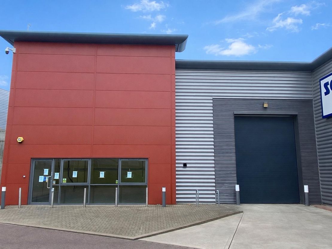 Juno Plus Trade, Surrey Canal Trade Park, South Bermondsey, London, SE14 5RW