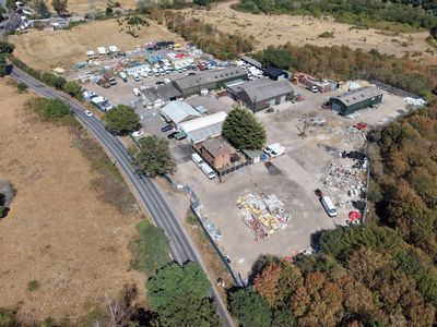 Property Image for Hunts Hill Farm, Aveley Road, Upminster, Greater London, RM14 2TG