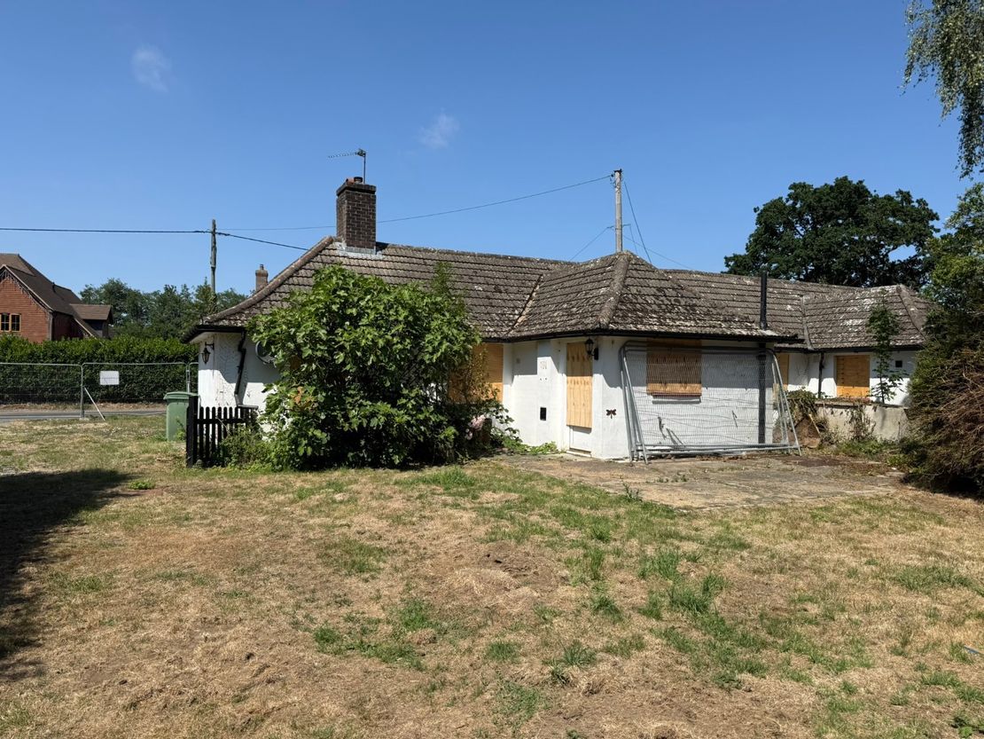 Land & Buildings At Forum & Montague Cottages, Chartway Street, Sutton Valence, Maidstone, Kent, ME17 3JA