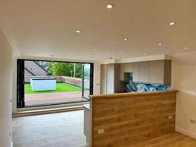 Property Image for 43 Aylesbury End, Beaconsfield, Buckinghamshire, HP9 1LU