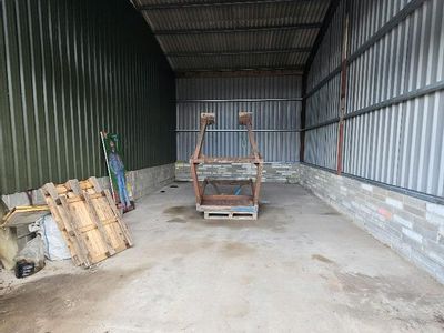 Property Image for Yard at Lower Ashwood Farm, Crowborough, TN6 2DZ