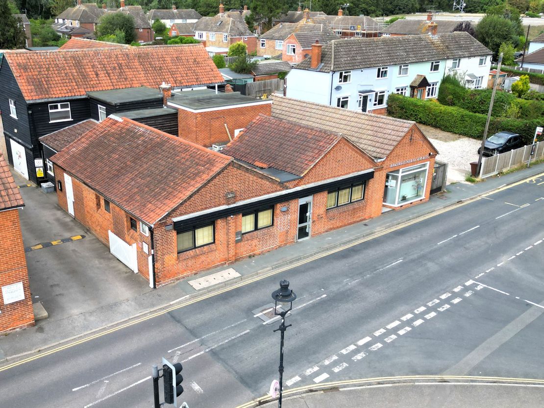 9 Little Baddow Road, Danbury, Chelmsford, Essex, CM3 4QB