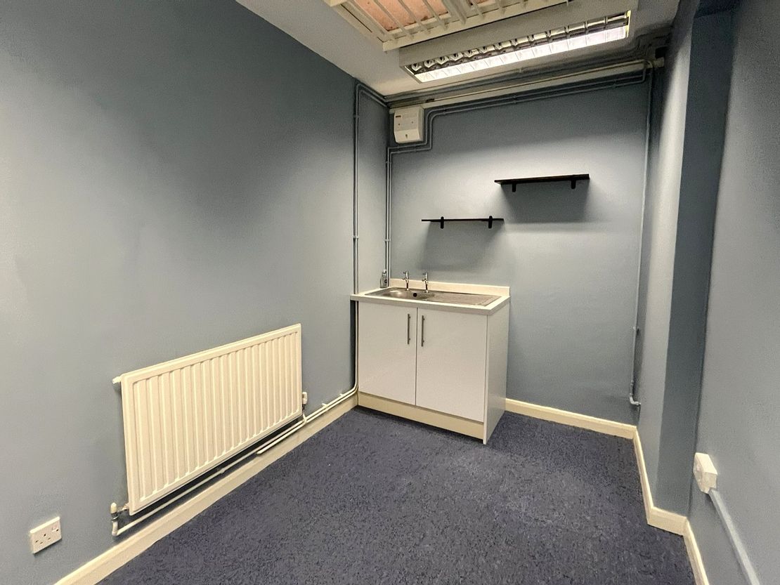 9 Little Baddow Road, Danbury, Chelmsford, Essex, CM3 4QB