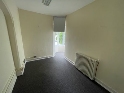 Property Image for Shinfield Rd, Reading RG6 6DP