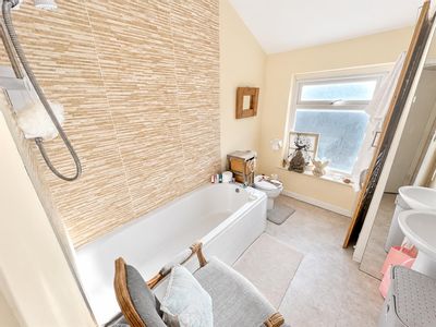 Property Image for 742 Oldham Road, Failsworth, Manchester