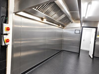 Property Image for 742 Oldham Road, Failsworth, Manchester