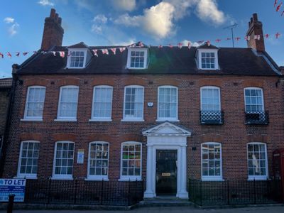 Property Image for 34 West Street, Rochford, Essex, SS4 1AJ