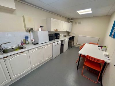 Property Image for Ground Floor Abacus House, Horseshoe Road, Pangbourne, Reading, Berkshire, RG8 7JQ