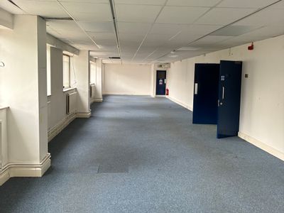 Property Image for Units 7 & 8, King Georges Trading Estate, Davis Road, Chessington, Surrey, KT9 1TT