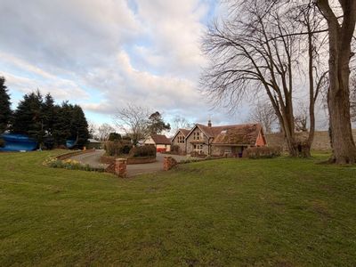 Property Image for The Haven, Upper Bryn Coch, Mold, Flintshire, CH7 4AE
