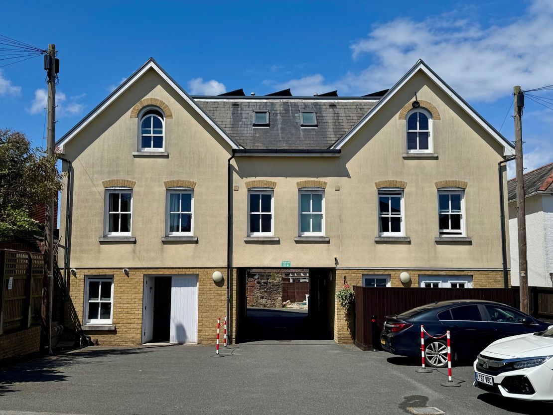 Seaview Hotel, The High Street, Seaview, Isle Of Wight, PO34 5EX