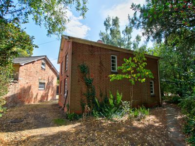 Property Image for Land At Hemmingford House, Wellesbourne Road, Alveston, Stratford-Upon-Avon, Warwickshire, CV37 7RG