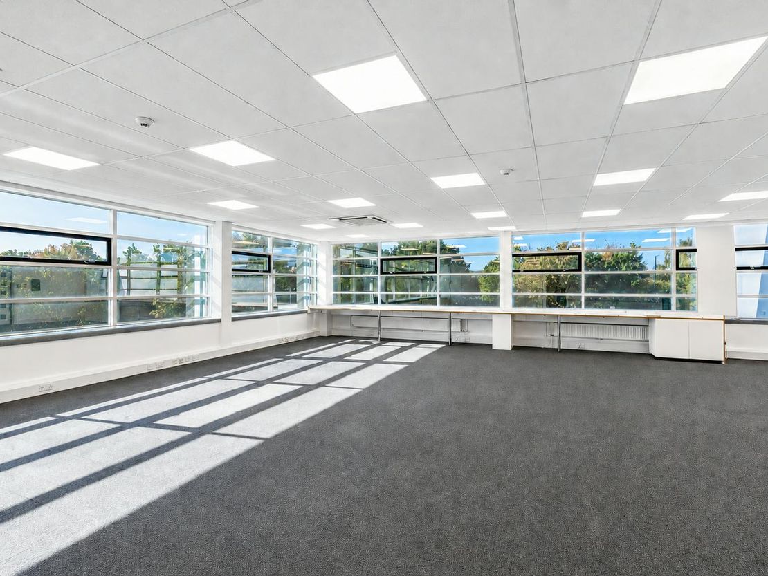 Crosspoint 60, Gieldgud Way, Coventry, CV2 2SZ