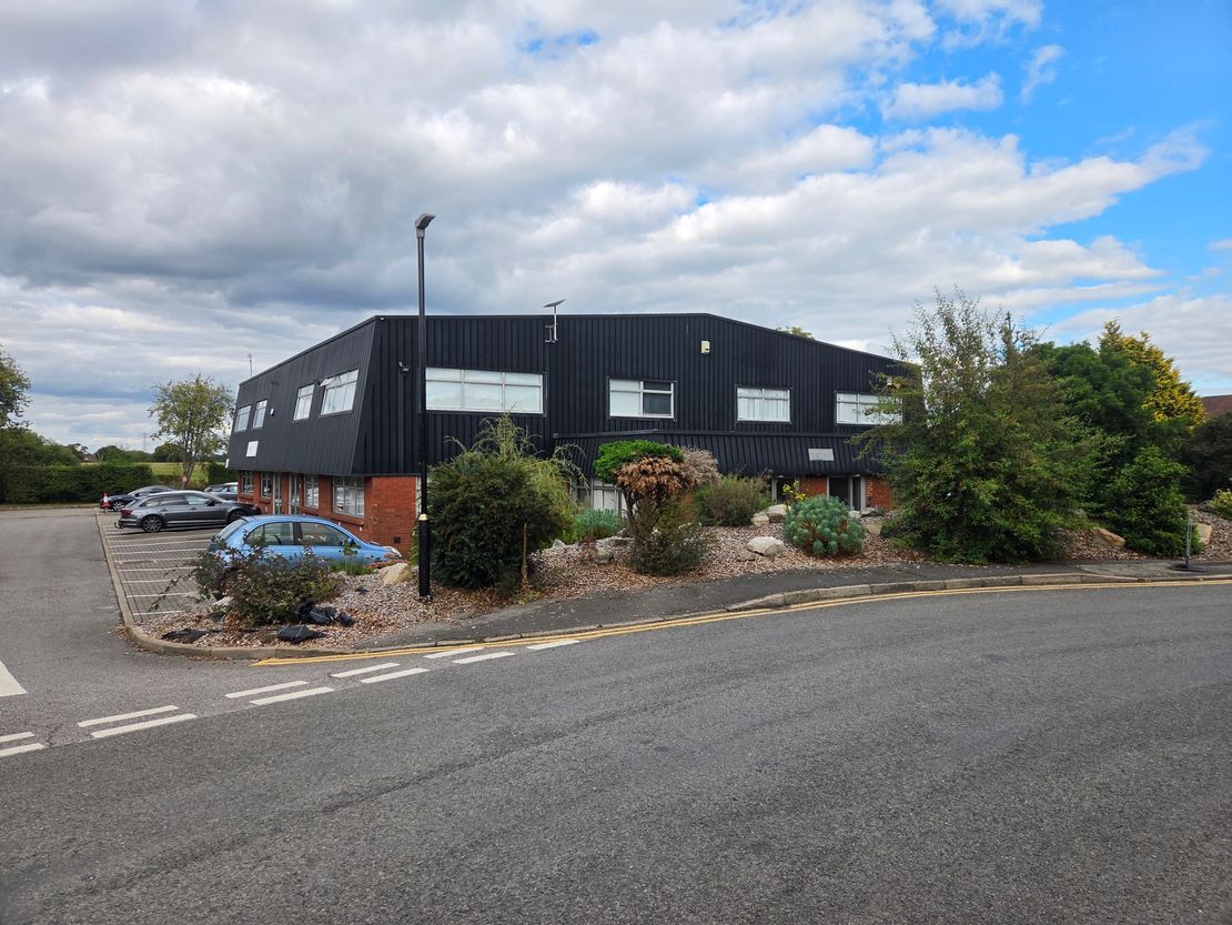 King John House, Kingsclere Park, Units 1 & 2, Kingsclere, Hampshire, RG20 4SW