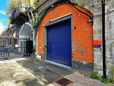Property Image for Arch 7, Gales Gardens, Bethnal Green, London, E2 0EJ