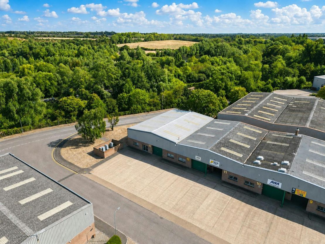 Unit 13 Mead Park, River Way, Harlow, CM20 2SE
