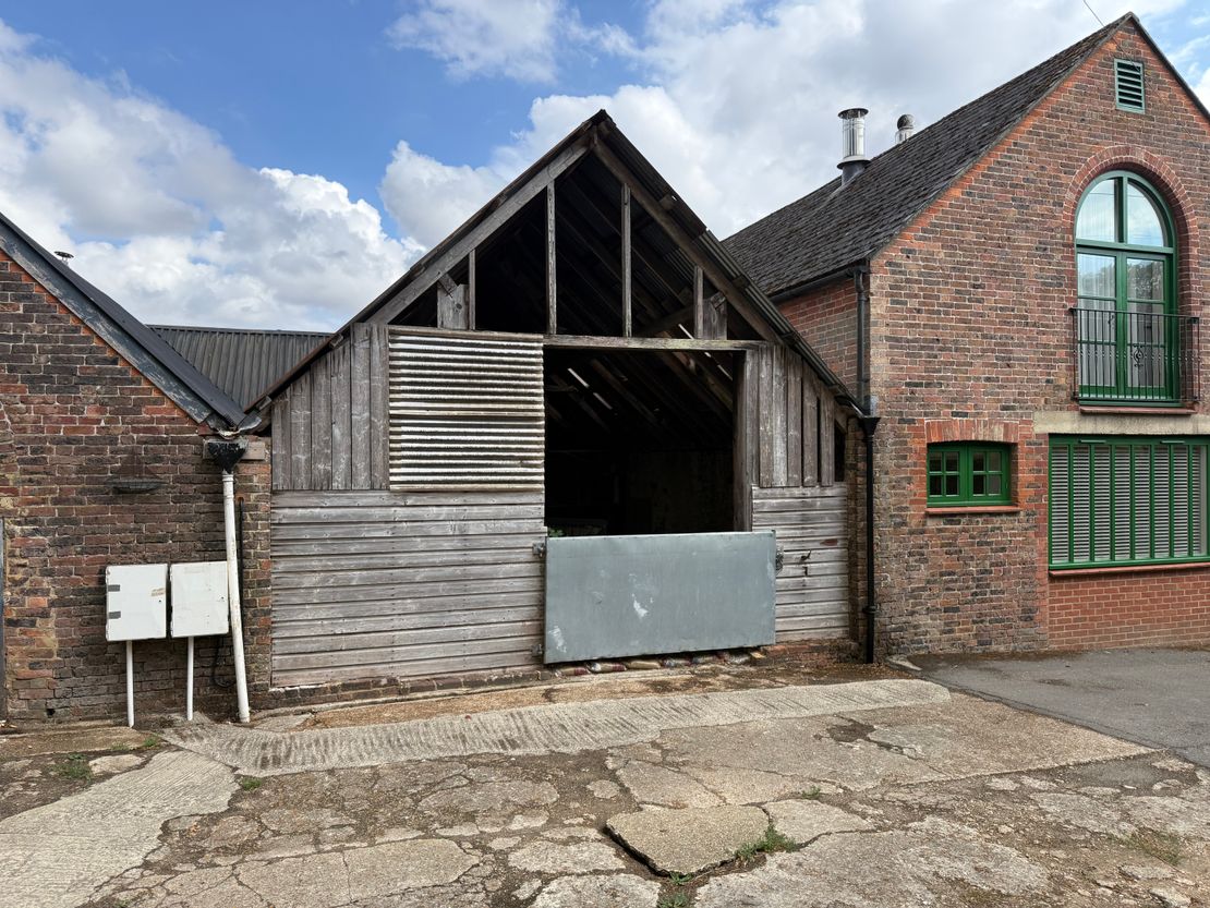 Hammerwood Ln, East Grinstead RH19 3QE