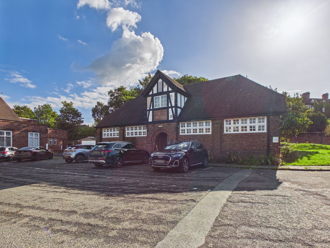 Former Church Winnington Park Recreation Centre, Park Road, Northwich, Cheshire, CW8 4EB