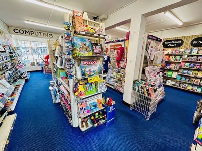 Property Image for 4 The Square, Pangbourne, Reading, Berkshire, RG8 7AG