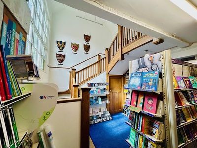Property Image for 4 The Square, Pangbourne, Reading, Berkshire, RG8 7AG