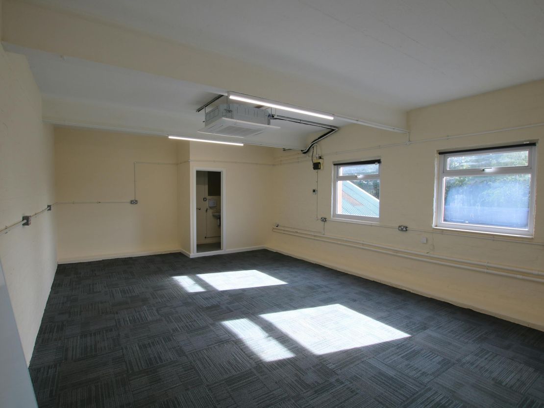 Unit 29 Old Street, Bailey Gate, Sturminster Marshall, BH21 4DB