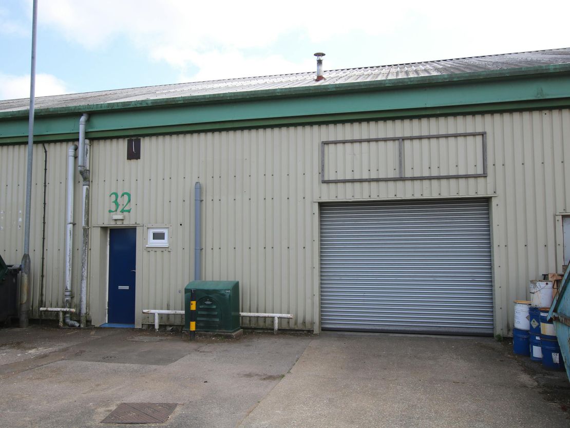 Unit 32 Bridge Street, Bailey Gate, Sturminster Marshall, BH21 4DB