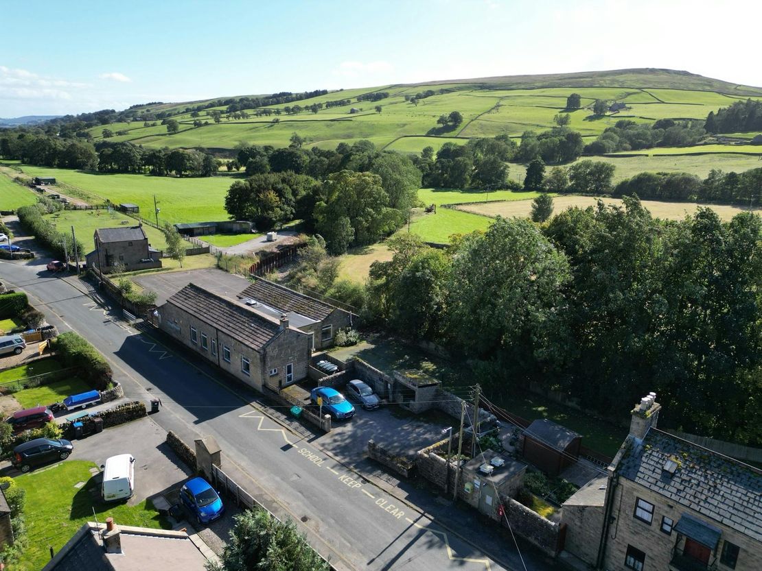 Former Fountains Earth C of E Primary School, 5 Nidd View, Lofthouse, Harrogate, HG3 5SB