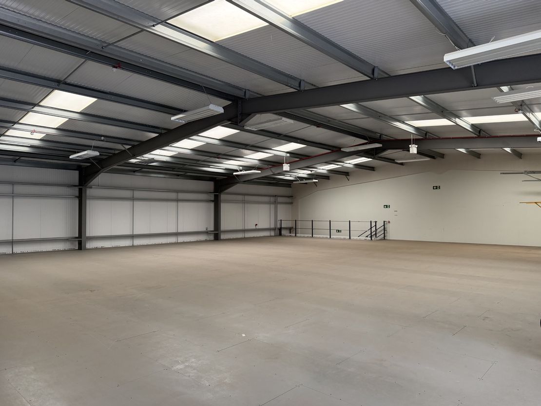 Unit 7 Brackmills Trade Park, Caswell Road, Northampton, Northamptonshire, NN4 7PW