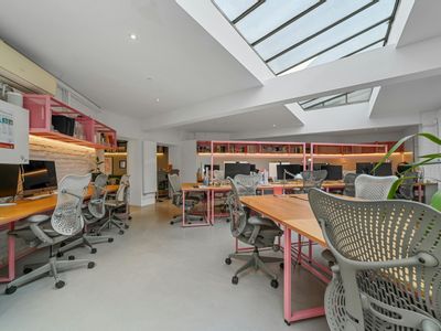 Property Image for 22A Arlington Way, London, EC1R 1UY