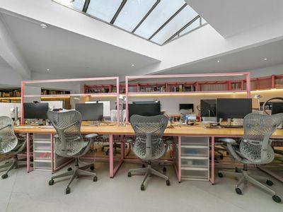 Property Image for 22A Arlington Way, London, EC1R 1UY