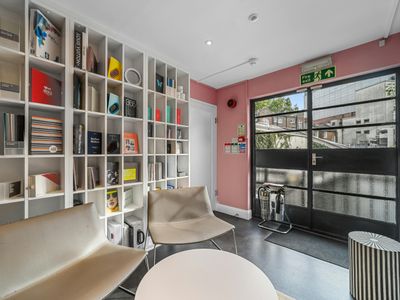Property Image for 22A Arlington Way, London, EC1R 1UY