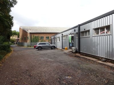 Property Image for unit 2, 45 Hermitage Ln, Mansfield NG18 5HF