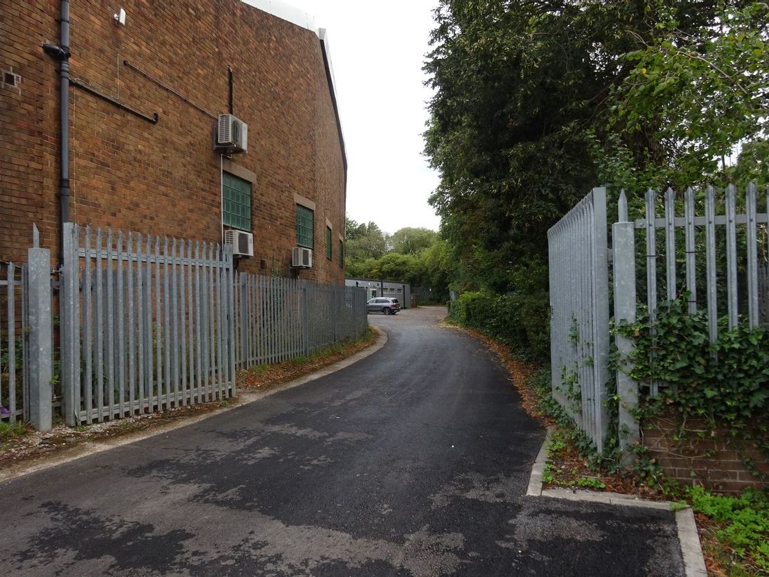unit 2, 45 Hermitage Ln, Mansfield NG18 5HF