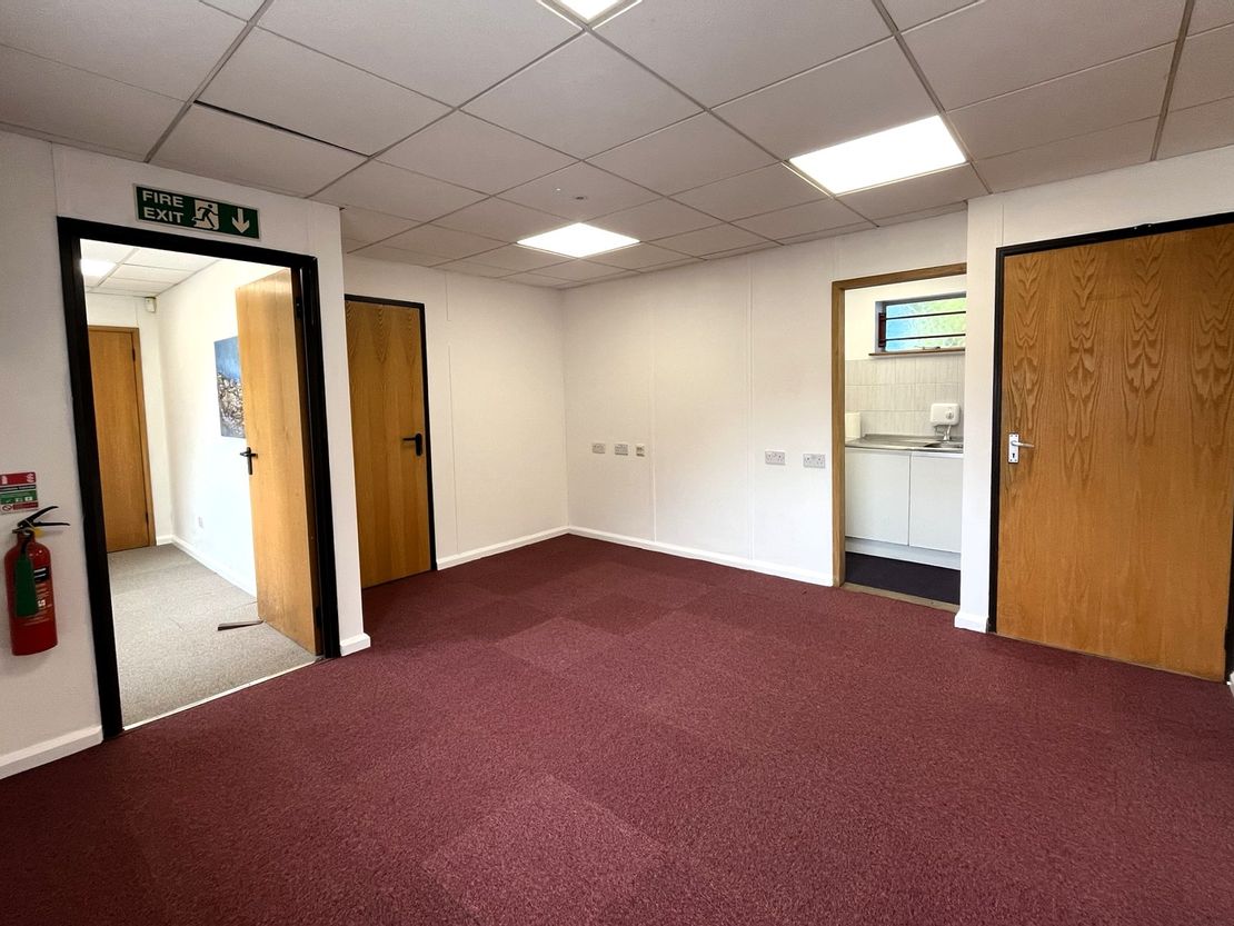 Unit 7, Zone A Chelmsford Road Industrial Estate, Chelmsford Road, Dunmow, Essex, CM6 1XG