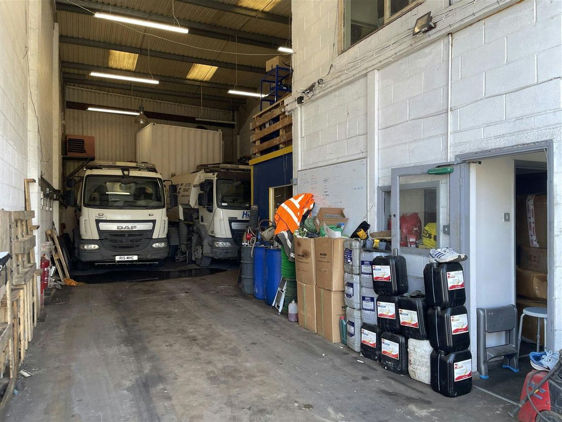 Unit C2, Suttons Business Park, New Road, Rainham, RM13 8DE