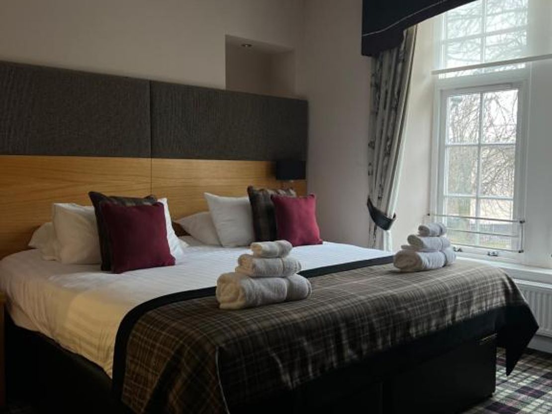 Cornhill Inn, 34, High Street, Bonnybridge, FK4 1DA