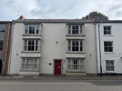 Property Image for 32 Old Elvet, Durham, DH1 3HN