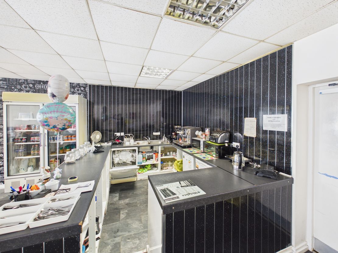 343 High Street, Cowdenbeath, Fife, KY4 9QJ