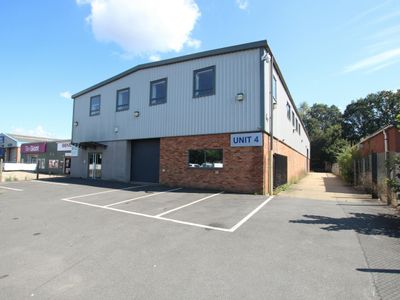 Property Image for 4 Guildford Road Trading Estate, Farnham, GU9 9PZ