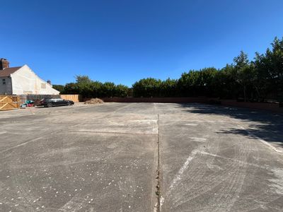 Property Image for Yard At Little Copdock House, Old London Road, Copdock, Ipswich, Suffolk, IP8 3JW