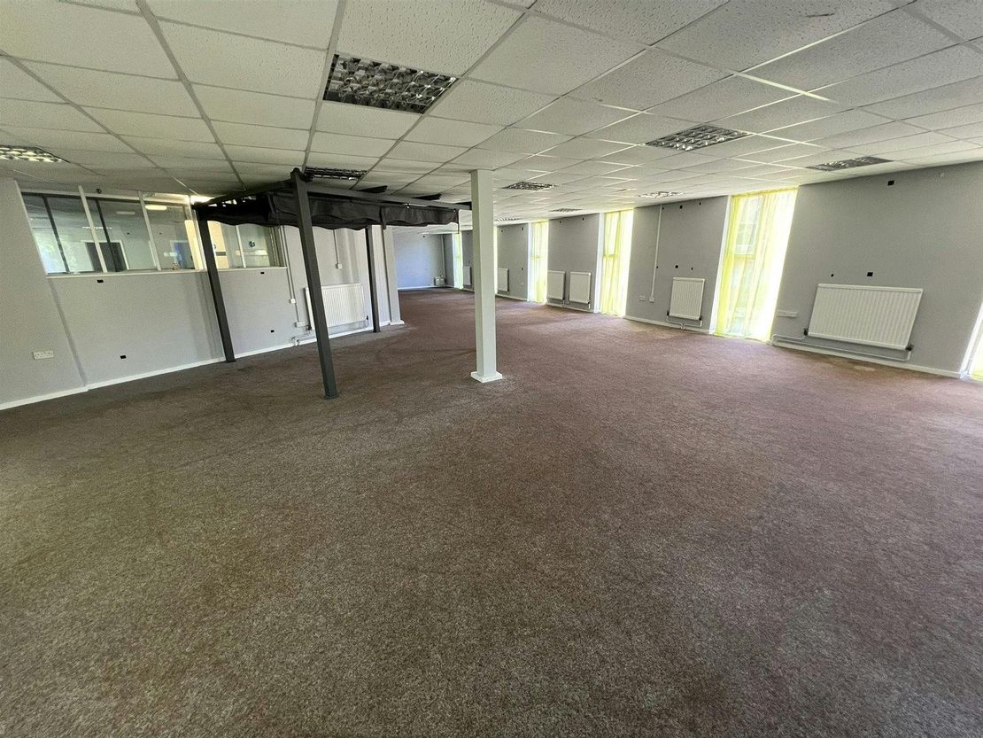 Unit 1, Airborne Industrial Estate, Arterial Road, SS1 1EH